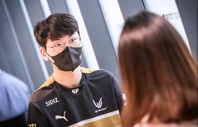 执掌下的皇 执掌下的皇