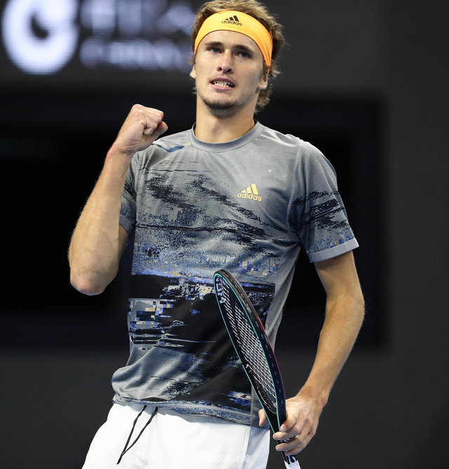 冠功臣的身 冠功臣的身