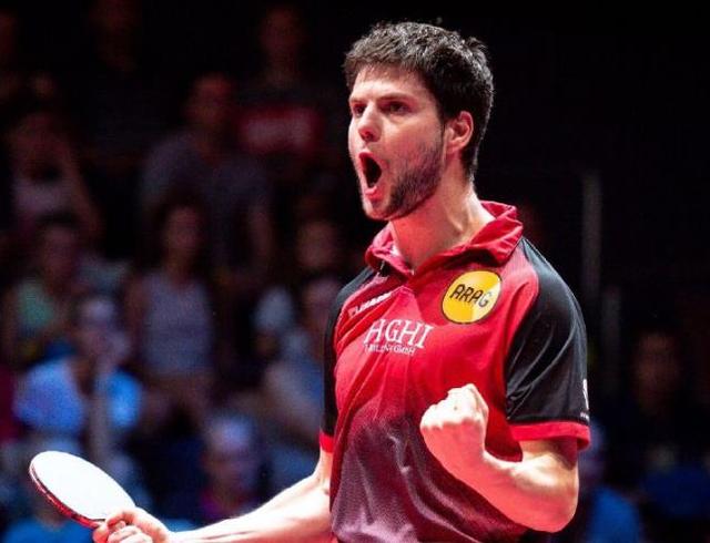 里尔一直扮 里尔一直扮